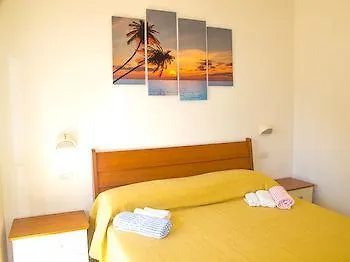 Family Residence Nuova Orchidea 里乔内