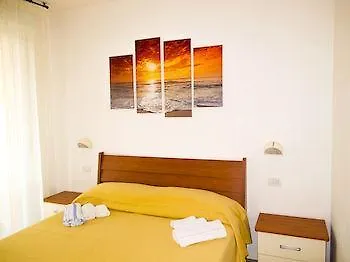 公寓 Family Residence Nuova Orchidea 里乔内