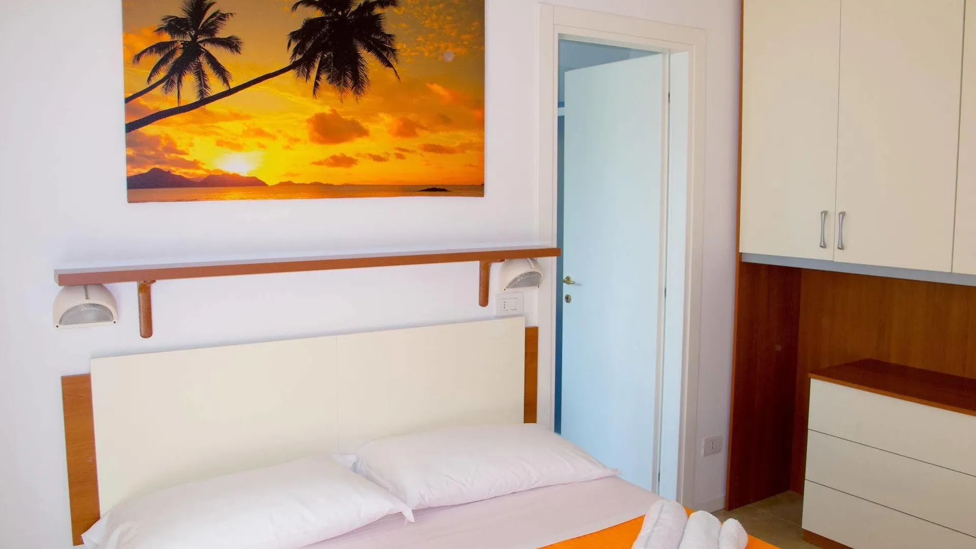 Family Residence Nuova Orchidea 里乔内 公寓
